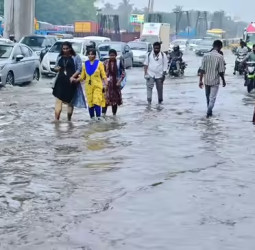 தமிழகத்தில் மழை குறைகிறது: கேரளா நோக்கி நகரும் காற்றழுத்த தாழ்வு நிலை!