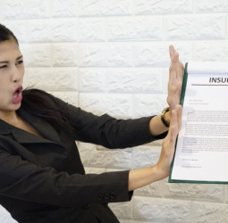 இளம் இந்தியர்கள் ஏன் மருத்துவக் காப்பீட்டைப் புறக்கணிக்கிறார்கள்? ஓர் அலசல்!