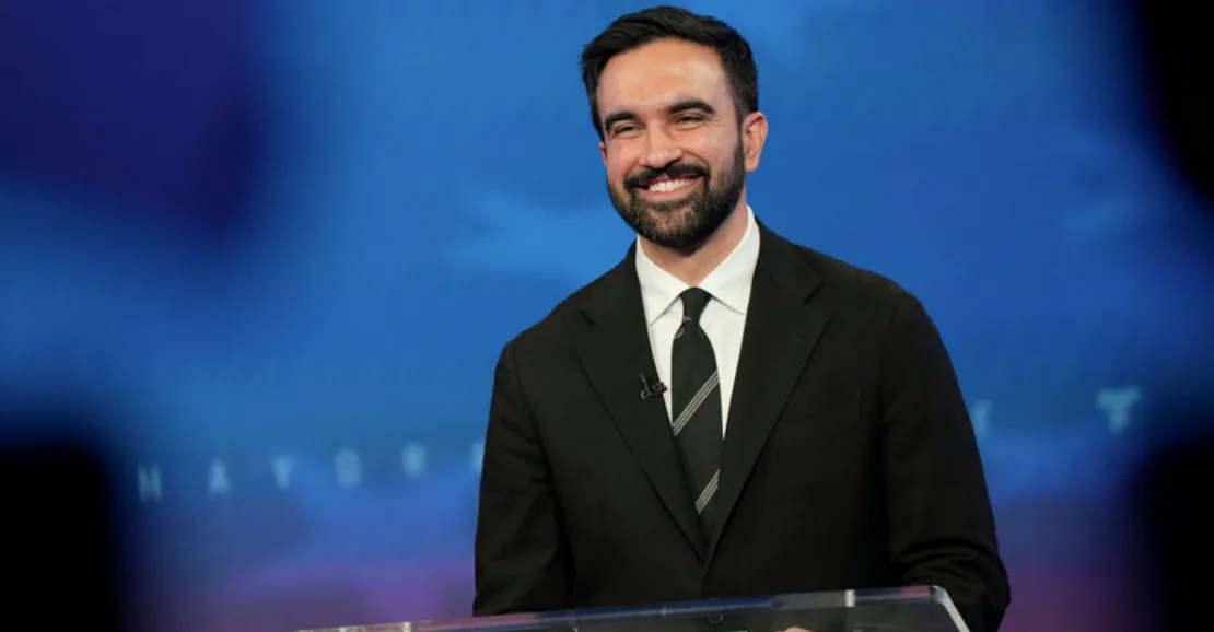 🗽 நியூயார்க் மேயரானார் ஜொஹ்ரான் மம்தானி: குர்ஆன் மீது கைவைத்து பதவியேற்பு!