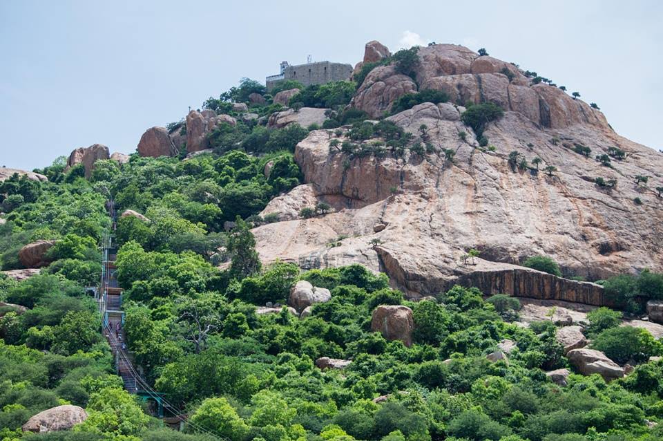 தீராத நோய்களையும் தீர்க்கும் அய்யர்மலை ரத்தினகிரீஸ்வரர்