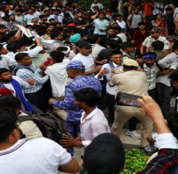 நீட் முறைகேடு விவகாரம்: சி.ஜே.பி கட்சியின் நாடாளுமன்ற முற்றுகை! அமித் ஷா - தர்மேந்திர பிரதான் அவசர ஆலோசனை!
