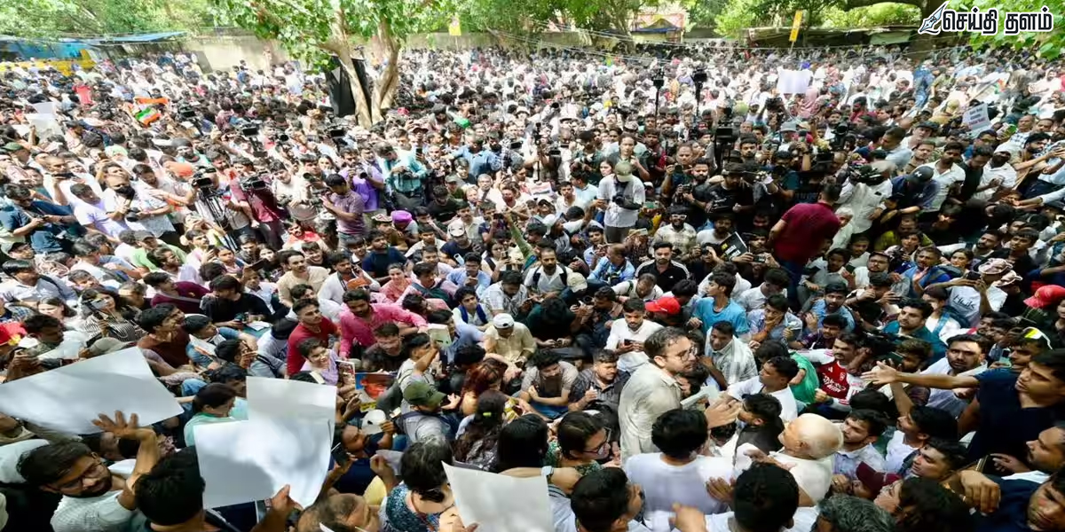 நீட் வினாத்தாள் கசிவு: நாடாளுமன்றத்தை முற்றுகையிட்ட 20,000 மாணவர்கள் - கண்ணீர் புகை வீச்சு, முதல் நாளிலேயே கூட்டத்தொடர் முடக்கம்!