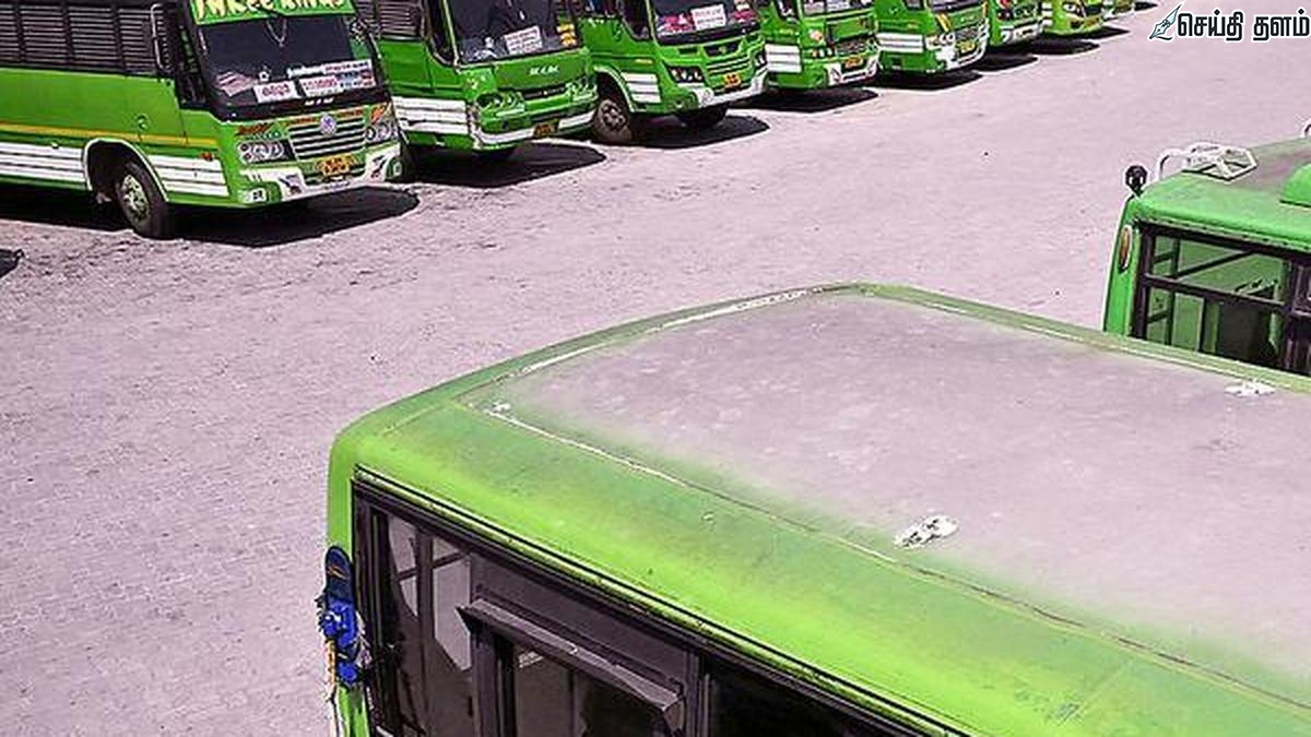 கேரளாவில் தனியார் பேருந்துகள் முடங்கும் அபாயம்? இலவச பயணத் திட்டம் மற்றும் டீசல் விலையால் கடும் நெருக்கடி!