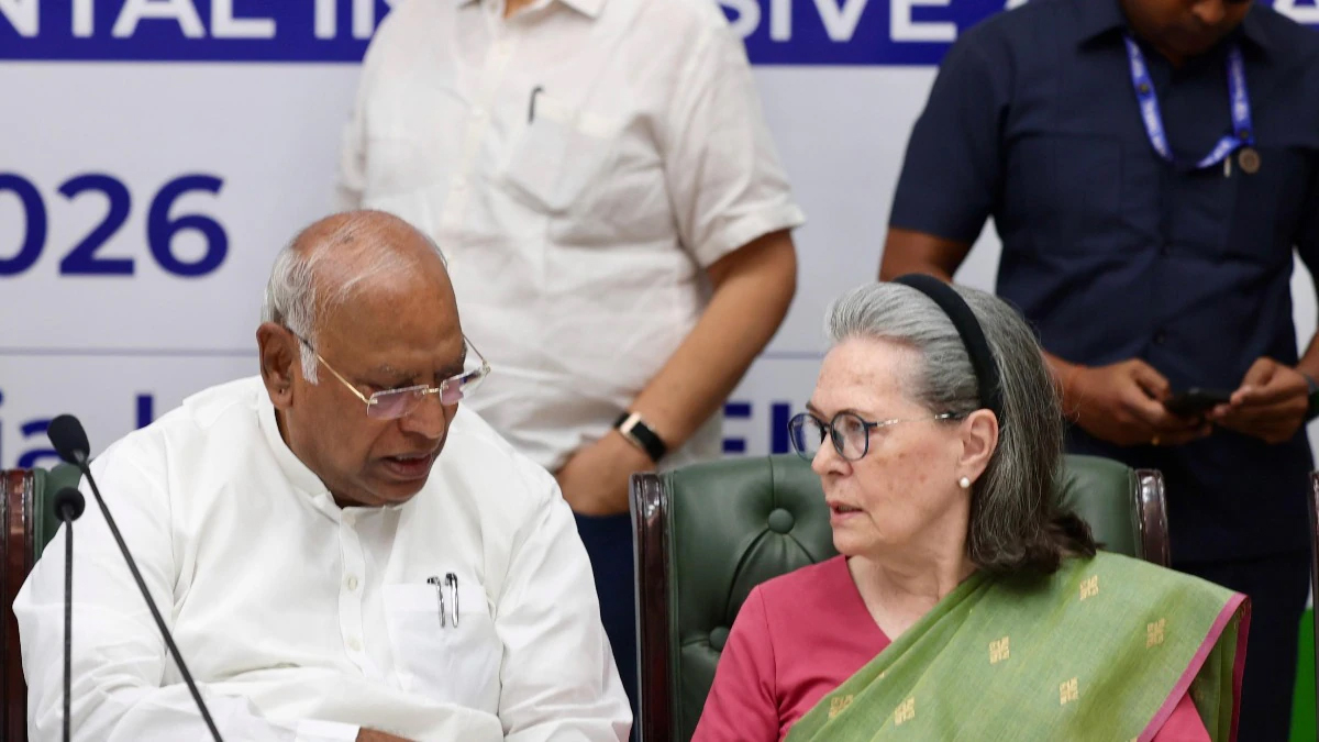 டெல்லியில் பரபரப்பு! இந்தியா கூட்டணி ஆலோசனைக் கூட்டத்தை அதிரடியாகப் புறக்கணித்த திமுக மற்றும் ஆம் ஆத்மி! பின்னணி என்ன?
