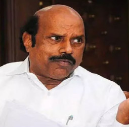 மடியில் கனமில்லை, வழியில் பயமில்லை!" ரெய்டு குறித்து எ.வ.வேலு அதிரடி பேட்டி: "இது பழிவாங்கும் நடவடிக்கை!"