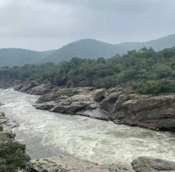 மேகதாது அணை விவகாரம்: கர்நாடக அரசுக்கு எதிராக முதலமைச்சர் விஜய் அதிரடி தீர்மானம் - முழு ஆதரவு அளித்த திமுக!