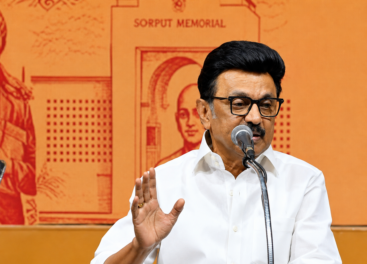 "இன்னும் முடிவு செய்யவில்லை!" - திருச்சி கிழக்கு இடைத்தேர்தலில் போட்டி போடுகிறாரா மு.க.ஸ்டாலின்? முதல்வர் விஜய் வீசிய தம்பட்டத்திற்கு திமுக தலைவரின் அதிரடி பதில்!