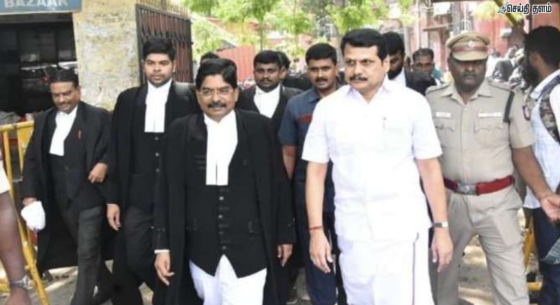 அதிரடி! செந்தில் பாலாஜி வீட்டின் முன் திடீரென குவிந்த போலீசார்... விடியற்காலையில் அரங்கேறிய உச்சகட்ட பரபரப்பு!