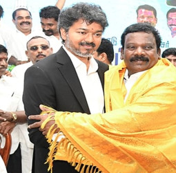 காங்கிரஸுக்கு ராஜ்யசபா சீட்: முதல்வர் விஜய் அதிரடி!