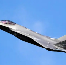 குவைத்தில் அமெரிக்கப் போர் விமானம் வீழ்ந்தது - ஈரான் தாக்குதலா? பரபரப்பு பின்னணி!