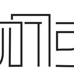 போரின் நடுவே மனிதன்