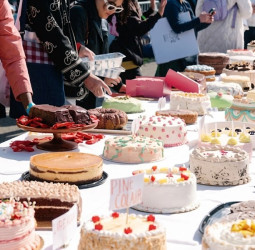 சிட்னியில் களைகட்டிய 'கேக் பிக்னிக்' திருவிழா!