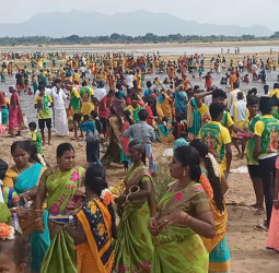 கரூர் மாரியம்மன் கோவில் திருவிழா: 21 நாட்கள் நடைபெறும் கலாச்சார பெருவிழா!