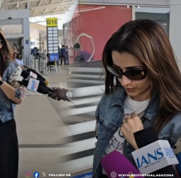 த்ரிஷா பதிலளிக்க மறுப்பு: விஜய் - த்ரிஷா திருமண வருகை குறித்த கேள்வி - சென்னை விமான நிலையத்தில் த்ரிஷா மௌனம்!