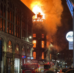 கிளாஸ்கோ சென்ட்ரல் ரயில் நிலையத்தில் பயங்கர தீ விபத்து