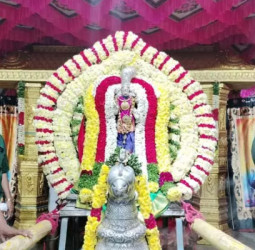 களைகட்டும் சித்திரை திருவிழா! அரோகரா முழக்கத்துடன் கோலாகலத் தொடக்கம்!