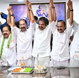 காங்கிரஸ் கூட்டணி அமோக வெற்றி! எம்.வி.கோவிந்தன் அதிரடி அறிக்கை.