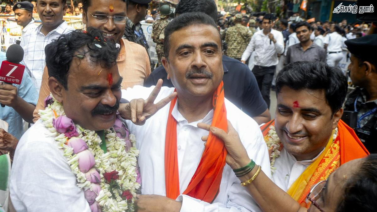 மேற்கு வங்கத்தில் முதல் பாஜக முதலமைச்சராக சுவேந்து அதிகாரி பதவியேற்பு!