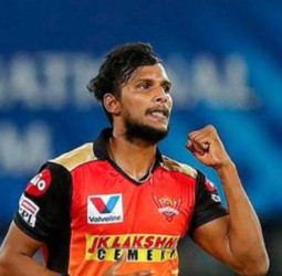 IPL-ல் மற்ற அணிகளில் மாஸ் காட்டும் நம்ம ஊரு பசங்க!