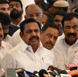 அதிமுகவில் அதிரடி நீக்கம்: இபிஎஸ் வைத்த மெகா செக்மேட்!