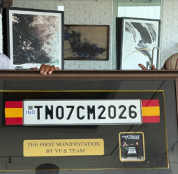 ரீல் டு ரியல்! முதல்வர் விஜய்க்கு 'கோட்' சர்ப்ரைஸ் கொடுத்த வெங்கட் பிரபு!