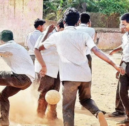 பள்ளி மாணவர்களுக்கு மாஸ் குட் நியூஸ்! இனி வாரத்தின் 5 நாட்களும் பிடி பீரியட் - அமைச்சர் அதிரடி அறிவிப்பு!