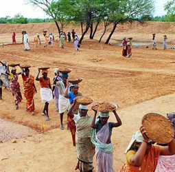 ஏழை எளிய மக்களுக்கு இனி 150 நாட்கள் வேலை! "வெற்றி 125 திட்டம்" மூலம் ₹100 கோடி நிதி ஒதுக்கீடு – தமிழக அரசு அதிரடி அரசாணை!
