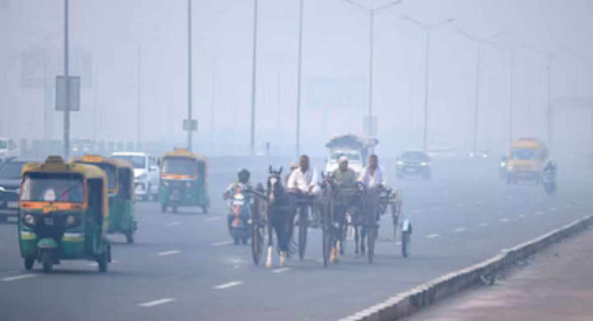 அக்டோபர் 25 டாப் 10 இந்திய செய்திகள்: ஊட்டியில் நிலச்சரிவில் சிக்கிய அரசுப் பேருந்து, அர்னாப் அதிதீவிர புயல் எச்சரிக்கை மற்றும் கல்வி அமைச்சர் மாற்றம்!