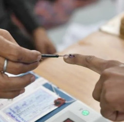 தவெக அரசுக்கான முதல் அக்னிப்பரீட்சை! தாராபுரம், மதுராந்தகம் இடைத்தேர்தல் வாக்குப்பதிவு தொடங்கியது! (06 அக்டோபர் 2026)