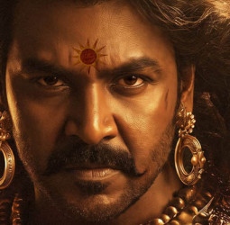 'கர்ணன்' அவதாரத்தில் ராகவா லாரன்ஸ்! 5 மொழிகளில் பிரம்மாண்டமாக உருவாகும் 'மகாவீர் கர்ணா': படக்குழு வெளியிட்ட அசத்தல் அறிவிப்பு!