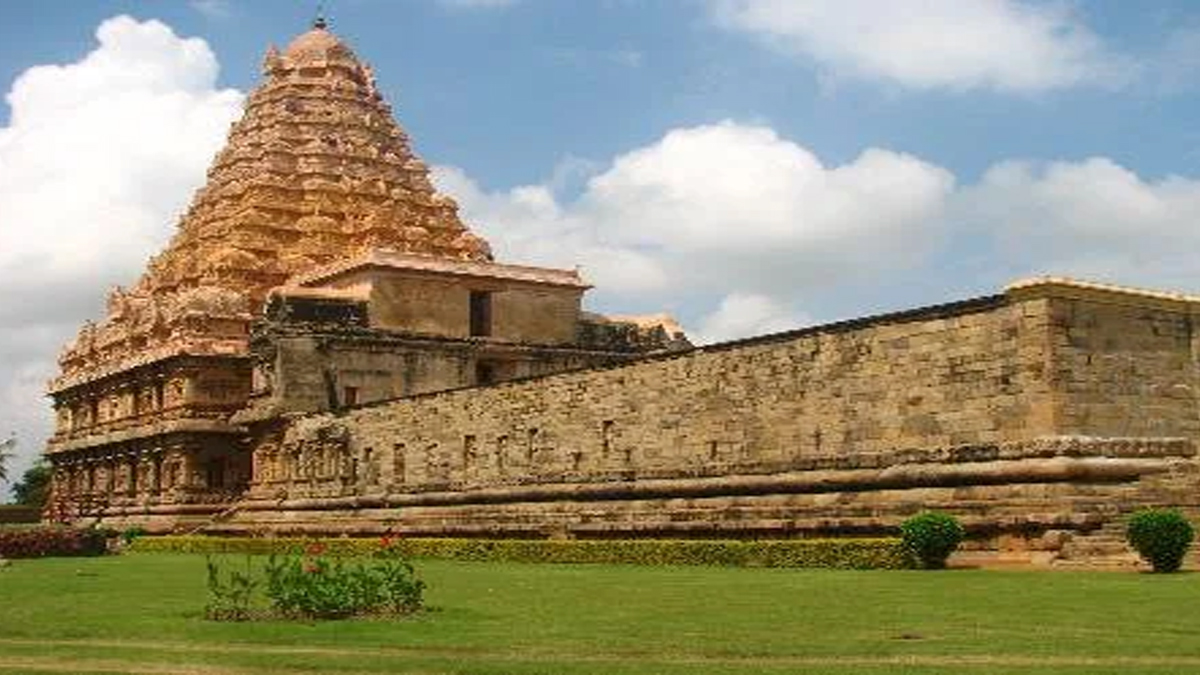 தஞ்சாவூரின் இன்றைய டாப் 10 முக்கியச் செய்திகள் (29 செப்டம்பர் 2026): பெண் யூடியூபர் வீட்டில் கொள்ளையடித்தவர் கைது, நெல் கொள்முதல் சிக்கல்கள் முழு விவரம்!